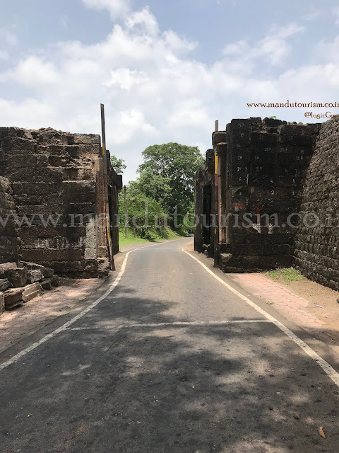 Information about bhangi darwaza