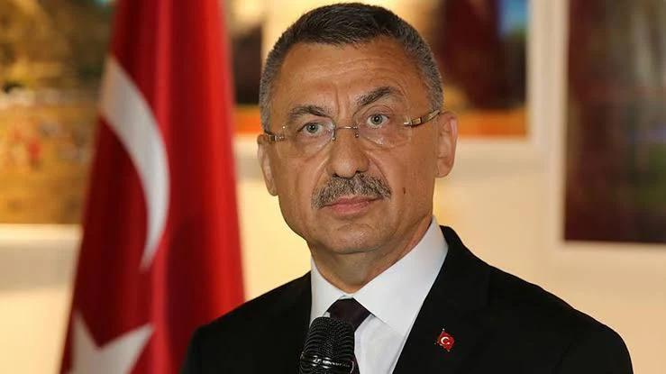 Fuat Oktay kimdir? aslen nerelidir? kaç yaşında? Biyografisi ve hayatı hakkında bilgiler.