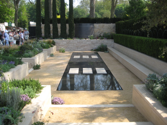 The Gardener's Eye: What's Modern Now: Axes, Focal Points and Plants at Chelsea The Gardener's Eye: What's Modern Now: Axes, Focal Points and Plants at Chelsea on Modern Italian Garden Design
id=80986