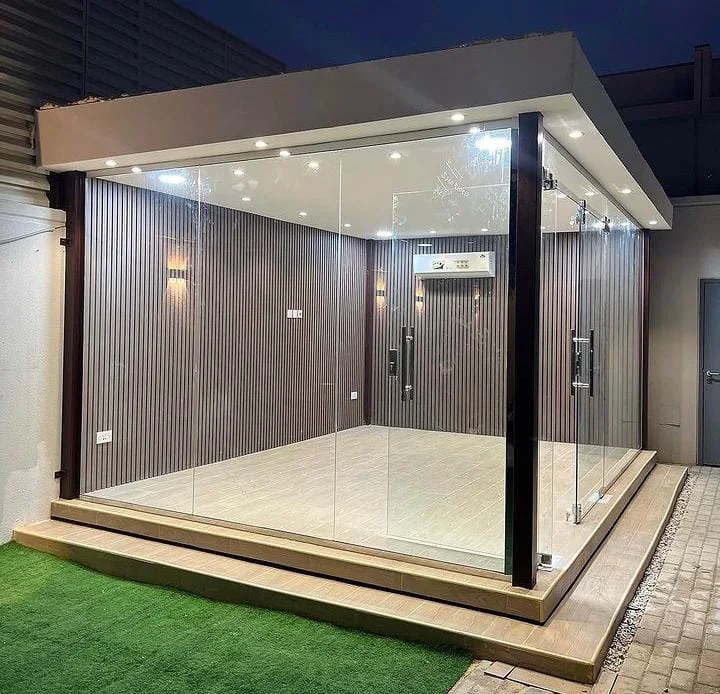 لماذا تختار تصميم غرف زجاجية بالرياض؟