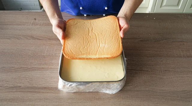 Tort cu lapte de pasăre.