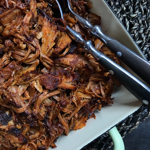 Backofen-Pulled Pork aus dem Gußbräter