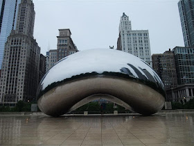 the bean, chicago, cloud gate, in the rain, sculpture