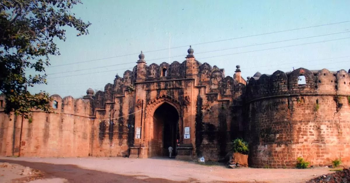 15 Popular Tourist Places in Chandrapur District
