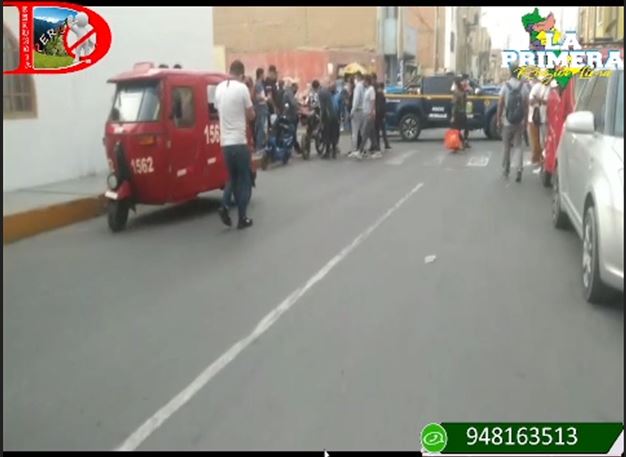 HUACHO ACCIDENTE ENTRE MOTO LINEAL Y MOTO TAXI BAJAJ