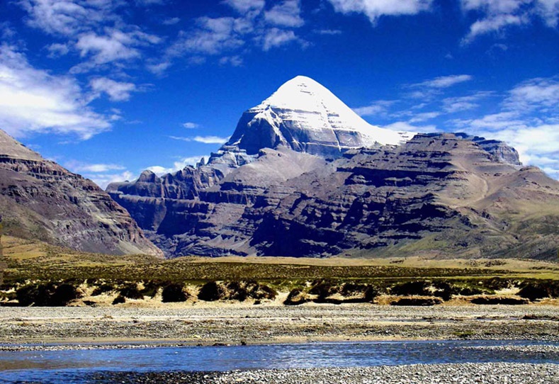 เขาไกรลาส (Mount Kailash: གངས་རིན་པོ་ཆེ)