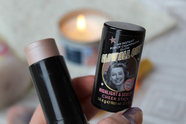 Soap and Glory Glow all out highlighter