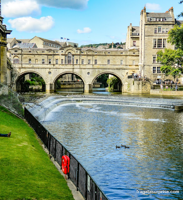 Pulteney Bridge em Bath, Inglaterra