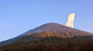 Pengertian Gunung dan Kehidupan Di Gunung