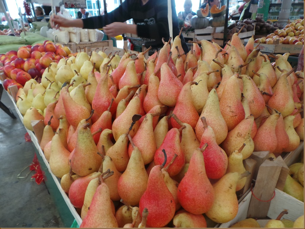 20160907_100928 Zeleni Venac Square (Farme´s Mkt) (12) 20160907_100928 Zeleni Venac Square (Farme´s Mkt) (12)