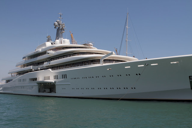 Finding a new Line of work on a Super Yacht