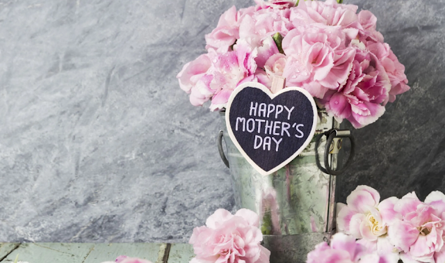 WHY FLOWERS FOR MOTHER'S DAY GIFT?