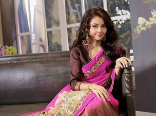 Devoleena in Saree