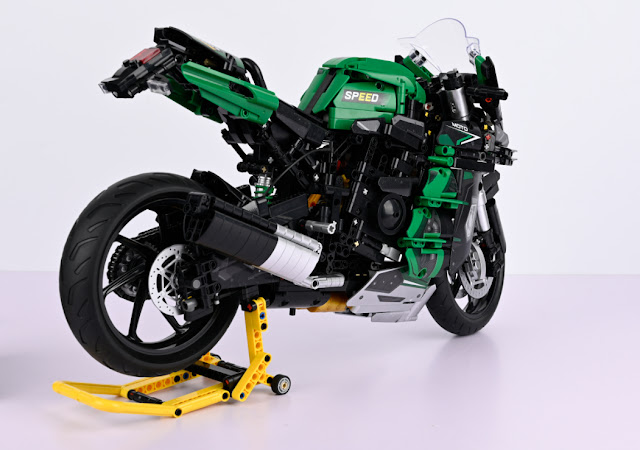 Nifeliz H2 Motorcycle Model Building Kit Compatible With Lego Technic