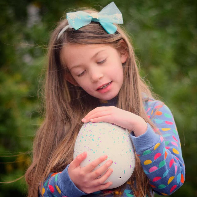 child playing Hatchibabies egg Hatchimals