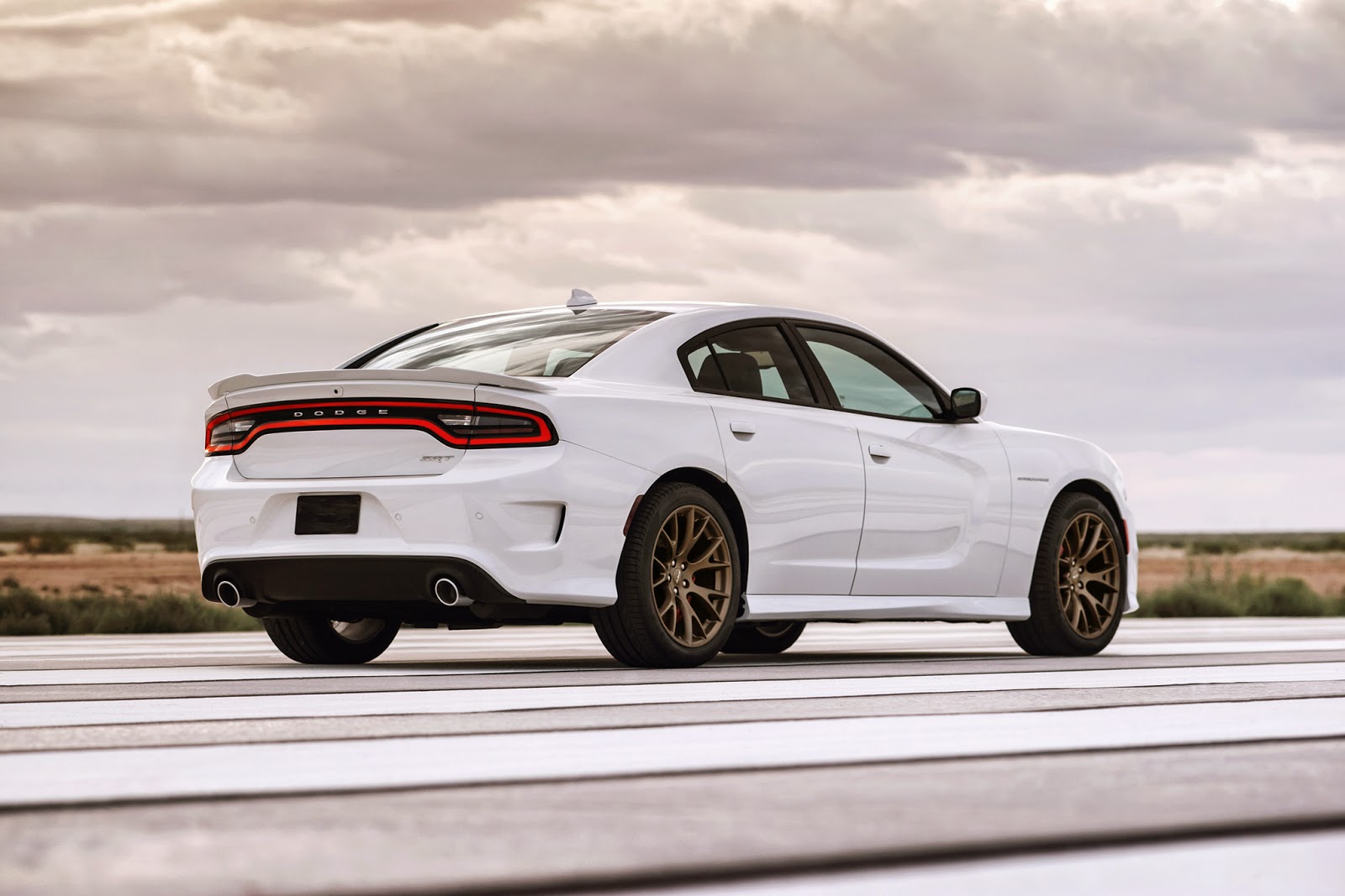 2015 dodge charger srt 392