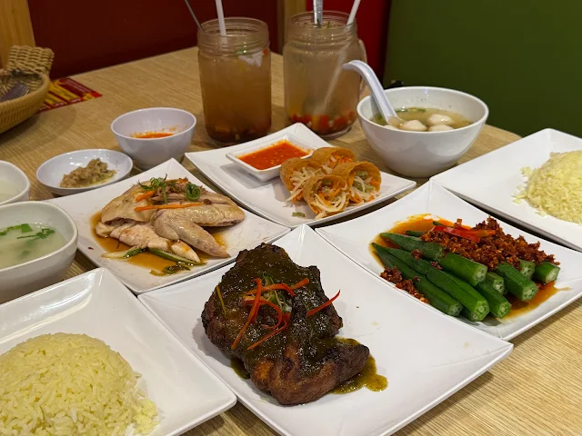 Hikayat Ayam Zamrud di The Chicken Rice Shop