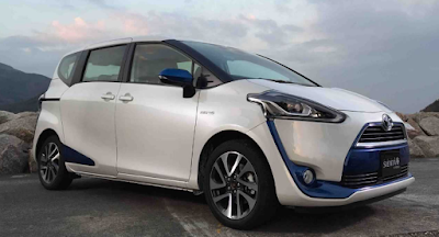 Harga Mobil Toyota Sienta Bandung