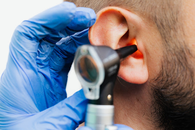 Ear Pain: Understanding the Causes, Symptoms, Diagnosis, and Treatment