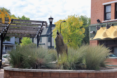 wolf sculpture, American Indian Corridor, Minneapolis