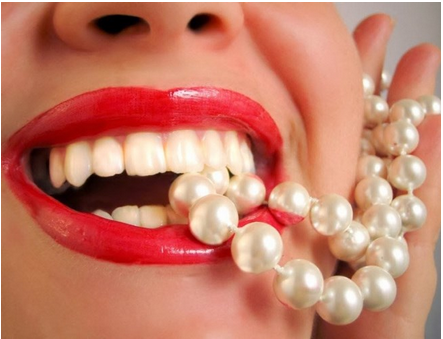Bột tẩy trắng răng dành cho cả nhà của bạn