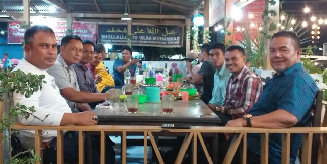 Ketua  DPD   KSPSI  - FTI  1973  Sumut Serahkan Mandat Kepengurusan  DPC KSPSI -FTI  1973  Kab Asahan