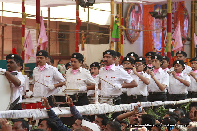 Ghosh Pathak performing Aniruddha Parade on Aniruddha Pournima Utsav at Shree Harigurugram, Bandra