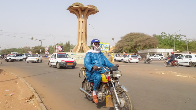 Not many monuments in Niamey but big and unique Roundabouts