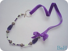 Collar Terc morado_bronc_crist facet verde