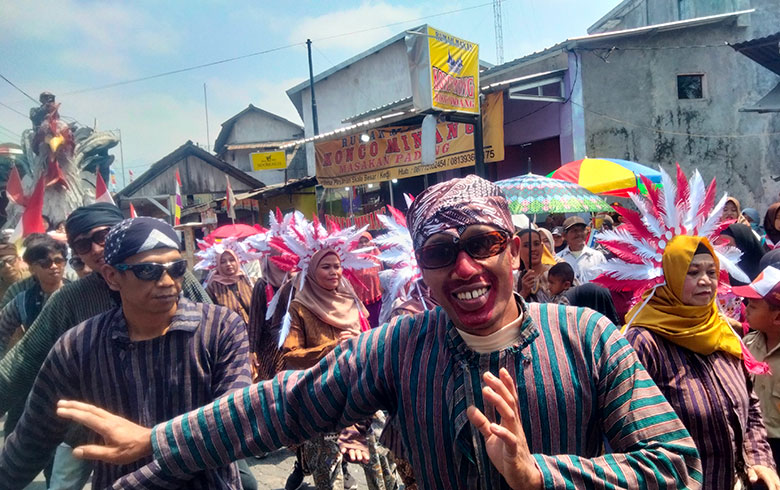 Galeri Foto Karnaval Desa Muntung 2023