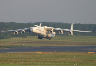 Giant Ukrainian Airplane Antonov An-225 Seen On  www.coolpicturegallery.us