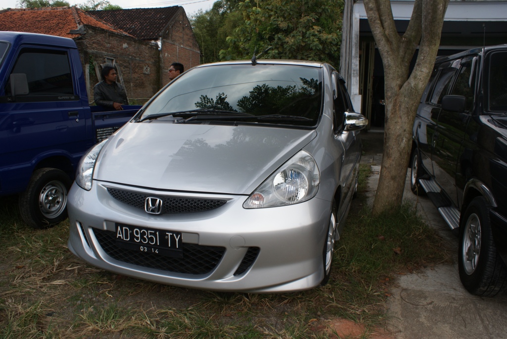  Mobil  Bekas  Solo Honda  Jazz  2007 