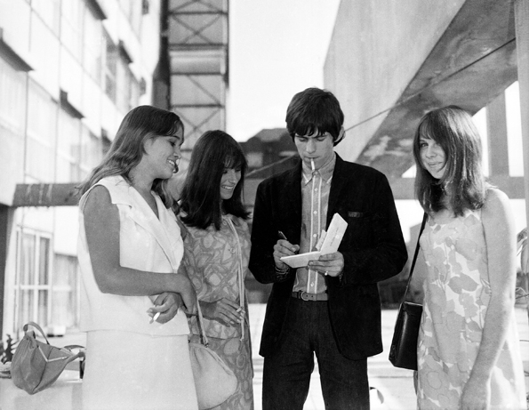 Interesting Classic Fan Photos ~ vintage everyday