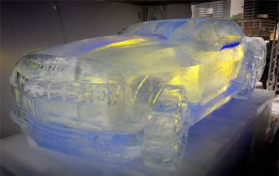 Very Cool Ice Sculpture Seen On lolpicturegallery.blogspot.com