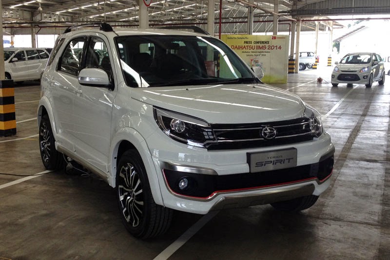  Modifikasi  Mobil  Daihatsu Terios  Keren Terbaru Modif  