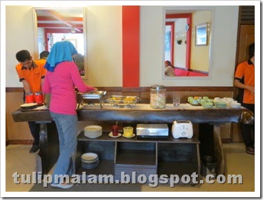 IMG_4990 IMG_4990