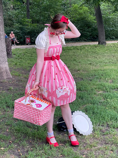 picnic lolita outfit