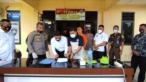 Satnarkoba Polres Pasbar Musnahkan Sabu-sabu Seberat 22,29 Garam