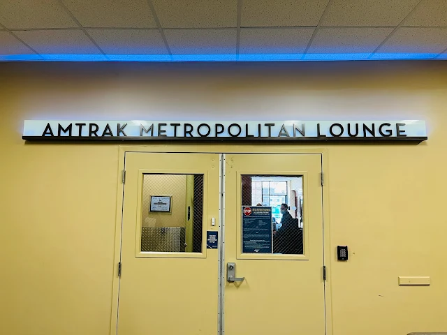 Review: Amtrak Metropolitan Lounge at Los Angeles Union Station For Sleeper Car Passengers