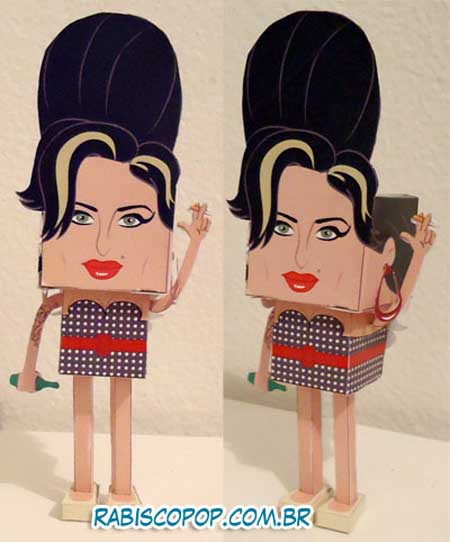 Amy Winehouse Papercraft