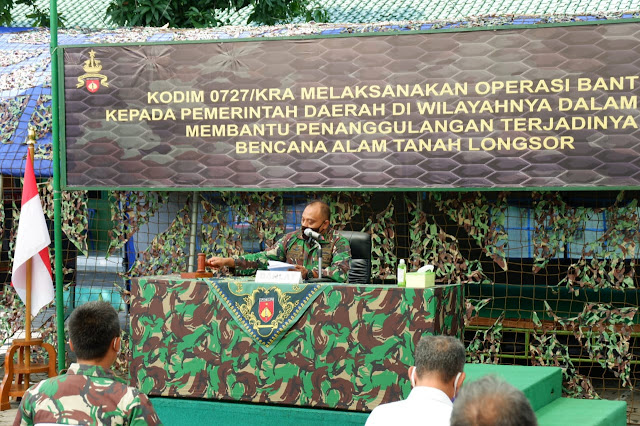 Kodim Karanganyar - Wakili Danrem 074/Warastratama, Kepala Staf Korem Tutup Latihan Posko I Kodim Karanganyar