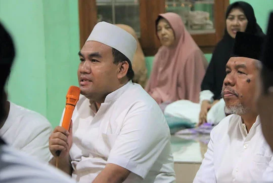 Dalam pidatonya, Gus Arief menyatakan akan tetap meningkatkan kualitas jalan Biting, Brabowan, Giyanti Kecamatan Sambong