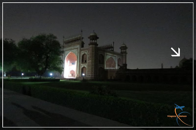 visita noturna ao Taj Mahal