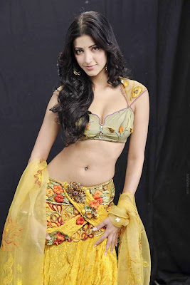 Shruti Hassan hot