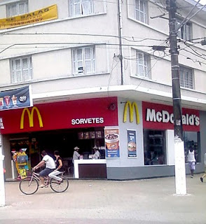 Mac Donalds agora na praça 14 Bis