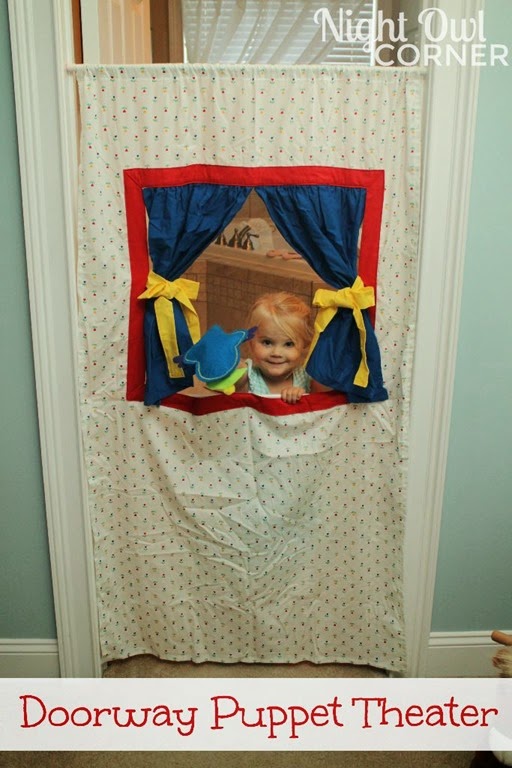 Doorway-Puppet-Theater_IMG_56911