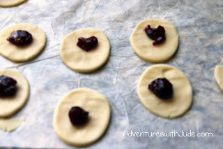 filling hamentashen