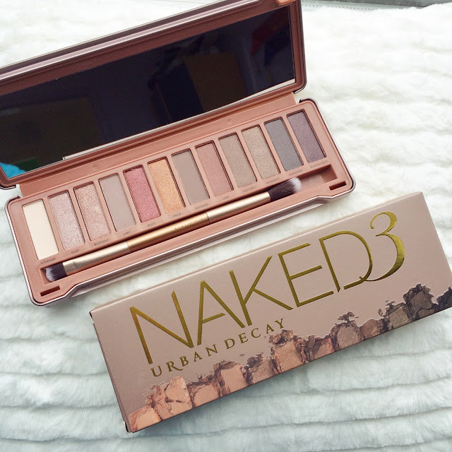 Review and look using Naked 3 from Urban Decay