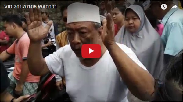 [VIDEO] Tak Terima Anaknya Digiring ke Polsek karena Tolak Kampanye Ahok, Haji Yakub Protes