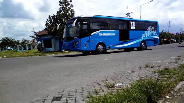 Bus Trans Gerbangkertasusila